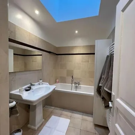 Maison De Charme Dans Un Ecrin De Verdure - - 15mns De Paris