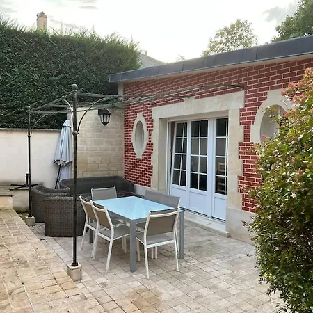Maison De Charme Dans Un Ecrin De Verdure - - 15mns De Paris *