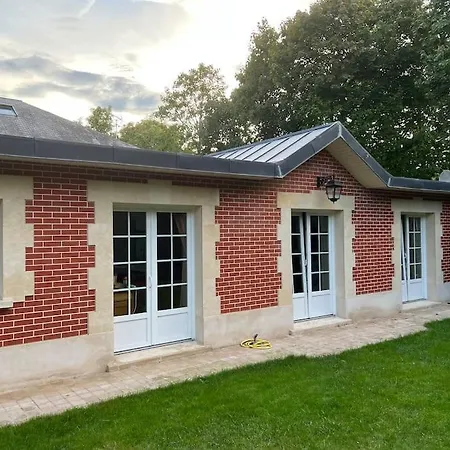 Villa Maison De Charme Dans Un Ecrin De Verdure - - 15mns De Paris *